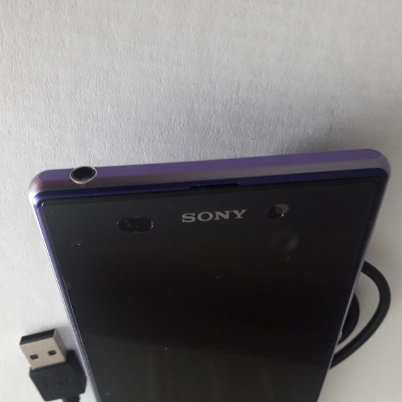 SONY XPERIA Z1 16GB Smartphone, Purple - Picture 6 of 7